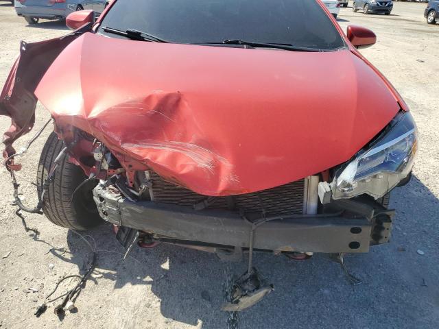 2T1BURHE4HC829138 - 2017 TOYOTA COROLLA L RED photo 11