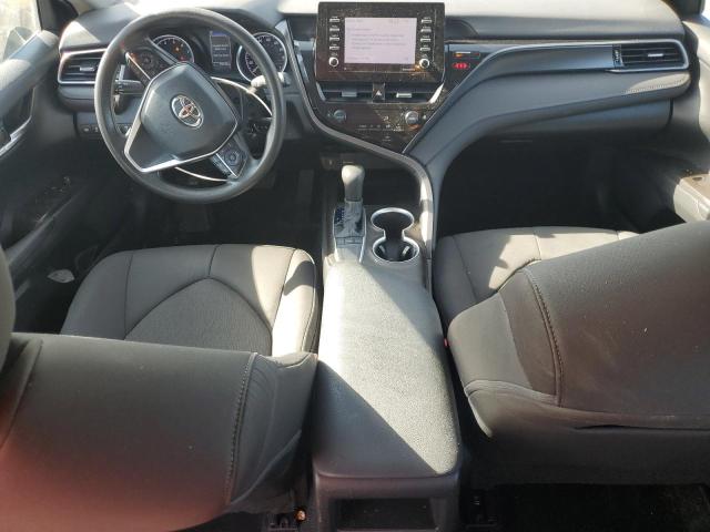 4T1C11AK0NU044947 - 2022 TOYOTA CAMRY LE 银色 照片 8