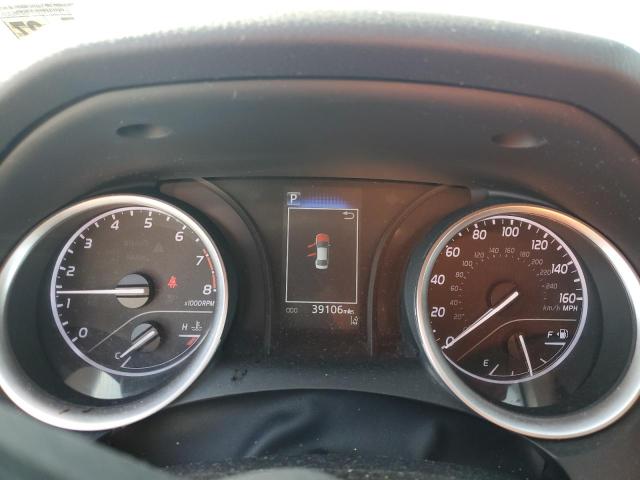 4T1C11AK0NU044947 - 2022 TOYOTA CAMRY LE 银色 照片 9