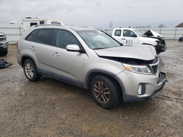 5XYKT4A66EG491606 - 2014 KIA SORENTO LX SILVER photo 4