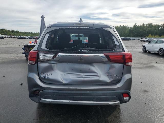 JA4AZ3A35HZ050012 - 2017 MITSUBISHI OUTLANDER SE SILVER photo 6