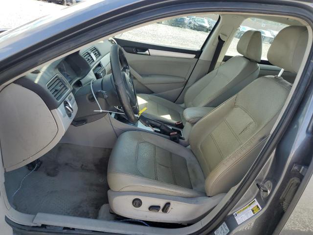 1VWBP7A31DC124138 - 2013 VOLKSWAGEN PASSAT SE رمادي صورة 7