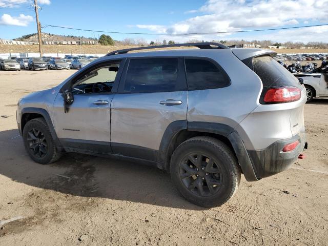 1C4PJMBX9JD516915 - 2018 JEEP CHEROKEE TRAILHAWK SILVER photo 2