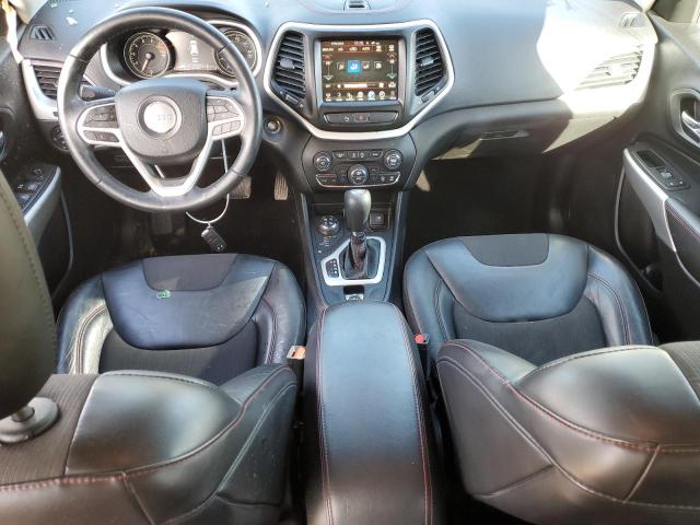 1C4PJMBX9JD516915 - 2018 JEEP CHEROKEE TRAILHAWK SILVER photo 8