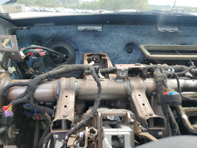 3C4NJDBB8JT331874 - 2018 JEEP COMPASS LATITUDE Silber Foto 9