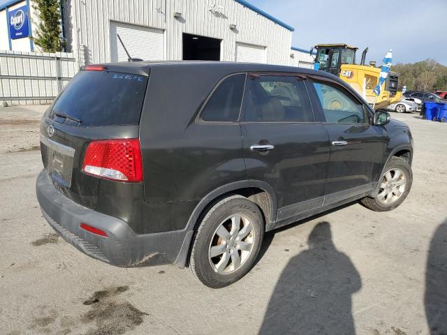 5XYKT3A10DG317821 - 2013 KIA SORENTO LX CHARCOAL photo 3