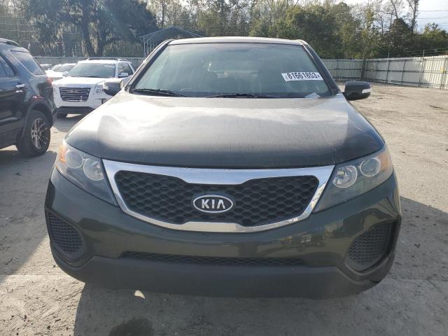 5XYKT3A10DG317821 - 2013 KIA SORENTO LX CHARCOAL photo 5