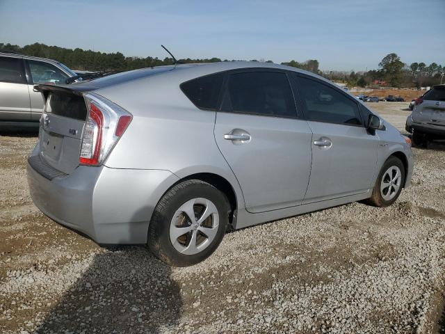 JTDKN3DU8F0456524 - 2015 TOYOTA PRIUS SILVER photo 3