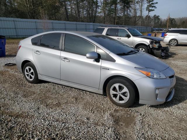 JTDKN3DU8F0456524 - 2015 TOYOTA PRIUS SILVER photo 4