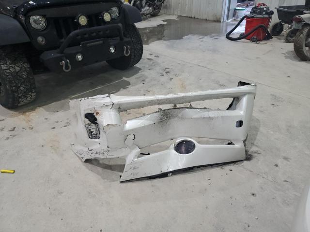 JTDKN3DU0B5369732 - 2011 TOYOTA PRIUS 白色 照片 12