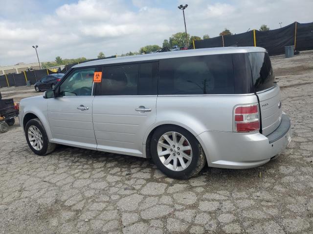 2FMGK5CC8BBD13371 - 2011 FORD FLEX SEL SILVER photo 2