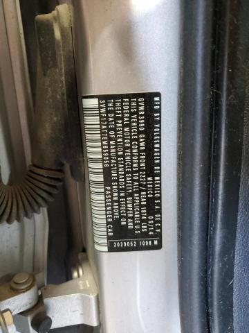 3VWF17AT7EM659056 - 2014 VOLKSWAGEN BEETLE 银色 照片 13