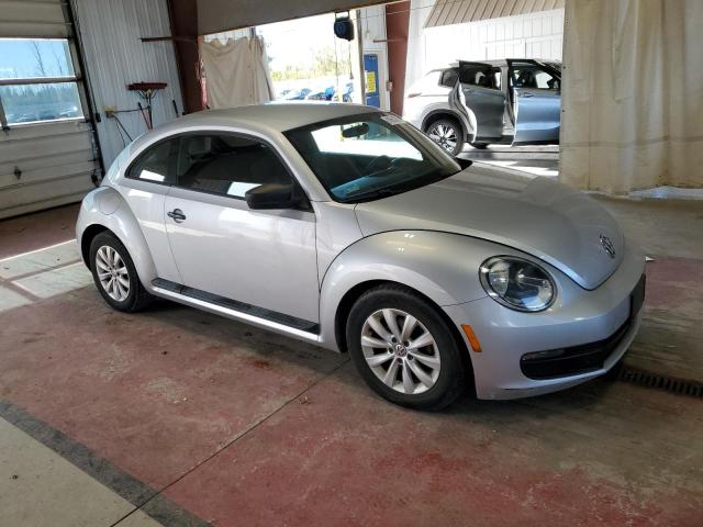 3VWF17AT7EM659056 - 2014 VOLKSWAGEN BEETLE 银色 照片 4