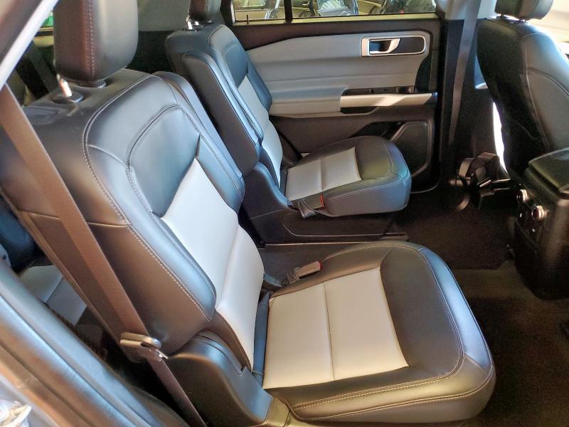 1FMSK8DH5PGB33416 - 2023 FORD EXPLORER XLT 灰色 照片 11