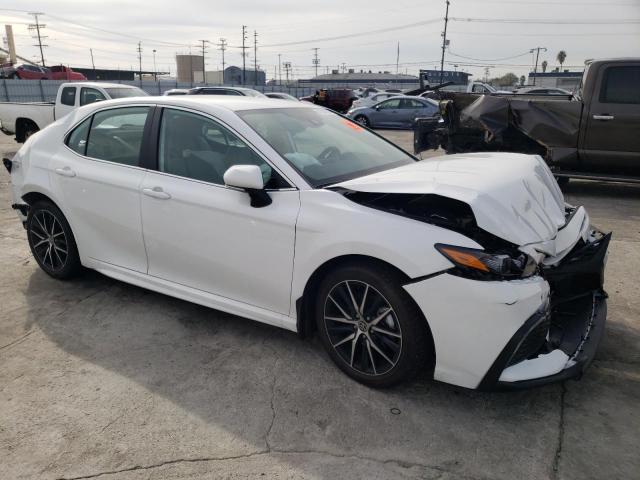 4T1G31AK5PU615539 - 2023 TOYOTA CAMRY SE NIGHT SHADE WHITE photo 4