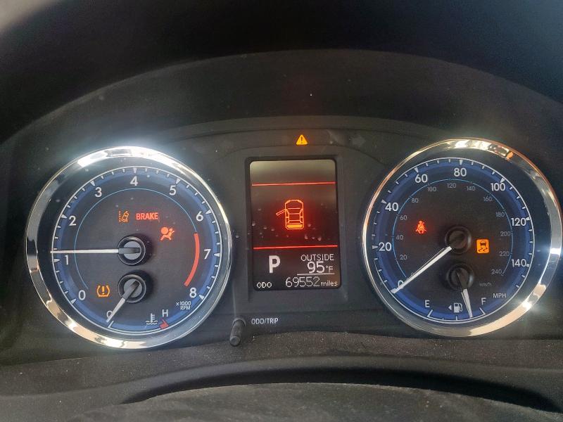 5YFBURHE1KP869684 - 2019 TOYOTA COROLLA L GRAY photo 9