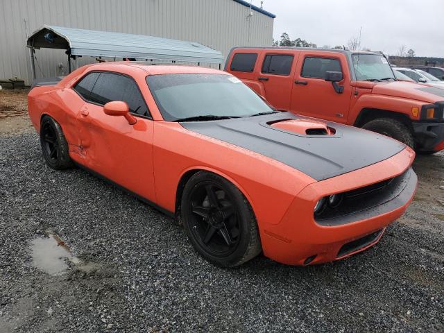 2C3CDZFJ3GH331834 - 2016 DODGE CHALLENGER R/T SCAT PACK ORANGE photo 4