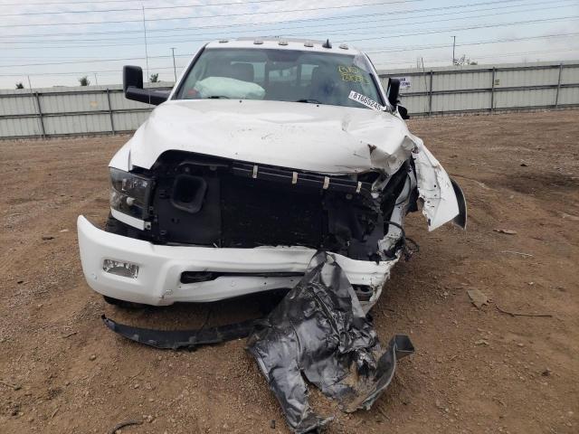 3C6UR5DL1JG108706 - 2018 RAM 2500 SLT Белый фото 5