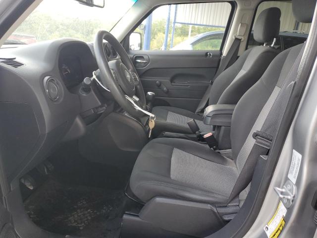 1C4NJPBA5GD502250 - 2016 JEEP PATRIOT SPORT Argent photo 7