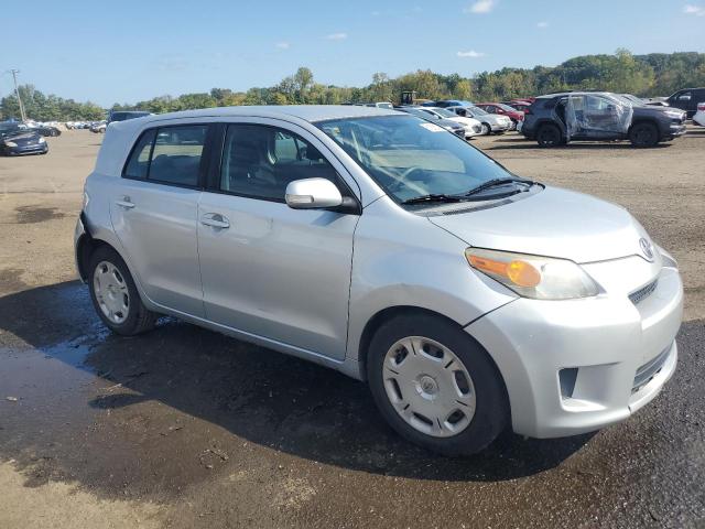 JTKKU4B40AJ055265 - 2010 TOYOTA SCION XD ვერცხლისფერი ფოტო 4