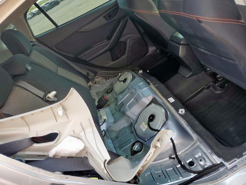 JF2GTAEC1N8212639 - 2022 SUBARU CROSSTREK PREMIUM SILVER photo 10