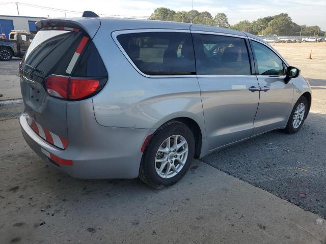 2C4RC1CG5MR580175 - 2021 CHRYSLER VOYAGER LX 银色 照片 3