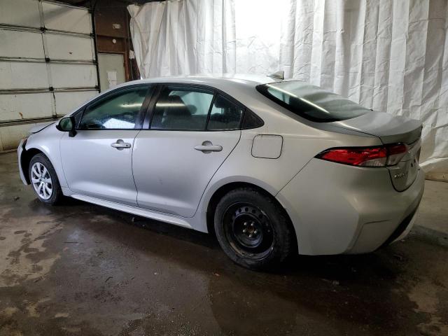 5YFEPMAE8NP329187 - 2022 TOYOTA COROLLA LE ვერცხლისფერი ფოტო 2