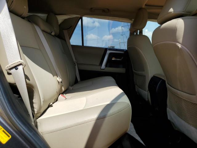 JTEFU5JRXM5247572 - 2021 TOYOTA 4RUNNER SR5 GRAY photo 11