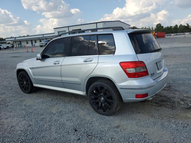 WDCGG8HBXBF643786 - 2011 MERCEDES-BENZ GLK 350 4MATIC SILVER photo 2