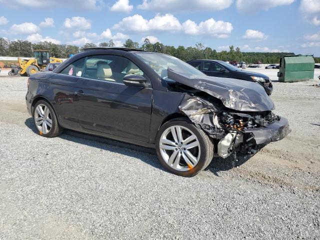 WVWFW7AH6CV017611 - 2012 VOLKSWAGEN EOS LUX Коричневый фото 4