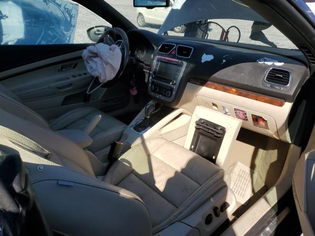 WVWFW7AH6CV017611 - 2012 VOLKSWAGEN EOS LUX Коричневый фото 8