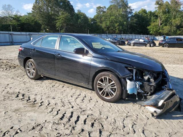 4T1BF1FK4HU687442 - 2017 TOYOTA CAMRY LE შავი ფოტო 4