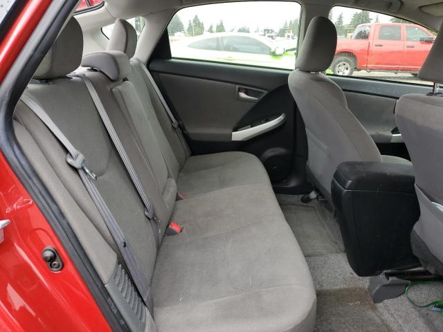 JTDKN3DU4F0451868 - 2015 TOYOTA PRIUS წითელი ფოტო 10