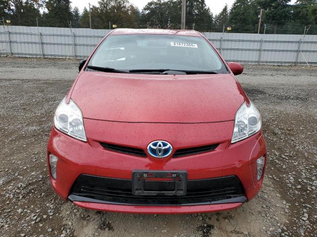 JTDKN3DU4F0451868 - 2015 TOYOTA PRIUS წითელი ფოტო 5