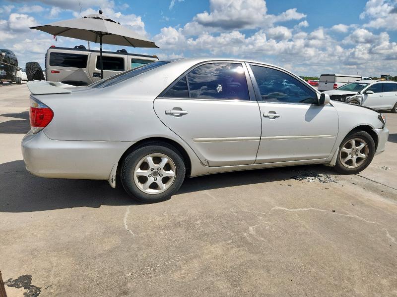 4T1BE32K45U009290 - 2005 TOYOTA CAMRY LE Gümüş foto 3