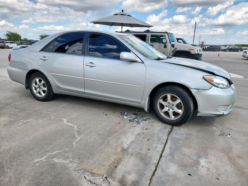 4T1BE32K45U009290 - 2005 TOYOTA CAMRY LE Gümüş foto 4