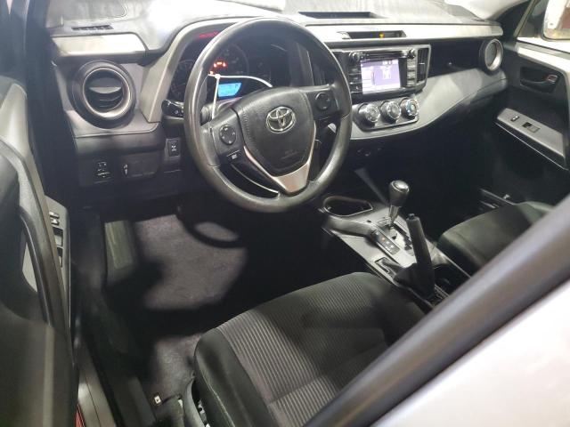 2T3BFREV3GW443152 - 2016 TOYOTA RAV4 LE 银色 照片 8