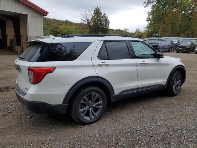 1FMSK8DH1RGA00865 - 2024 FORD EXPLORER XLT WHITE photo 3
