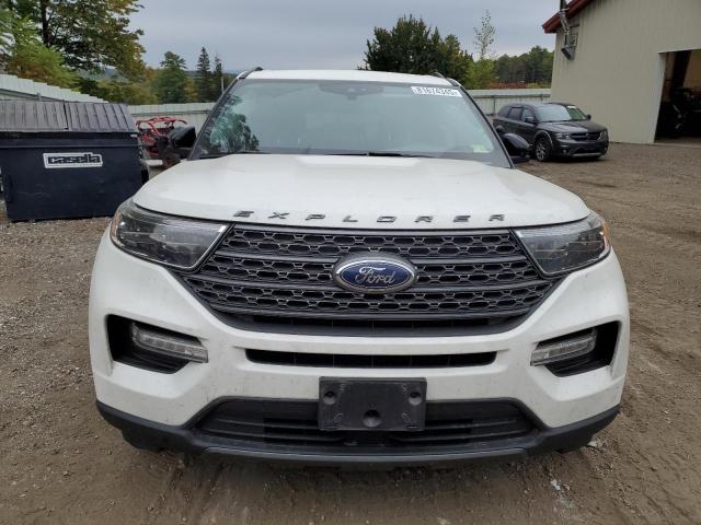 1FMSK8DH1RGA00865 - 2024 FORD EXPLORER XLT WHITE photo 5