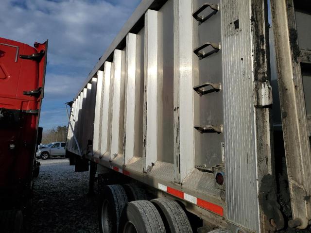 5DMDAAGC33M000023 - 2003 BENS TRAILER SILVER photo 4