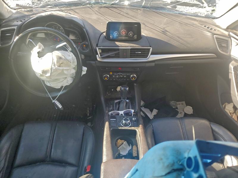 3MZBN1L3XJM271858 - 2018 MAZDA 3 TOURING Graphit Foto 8