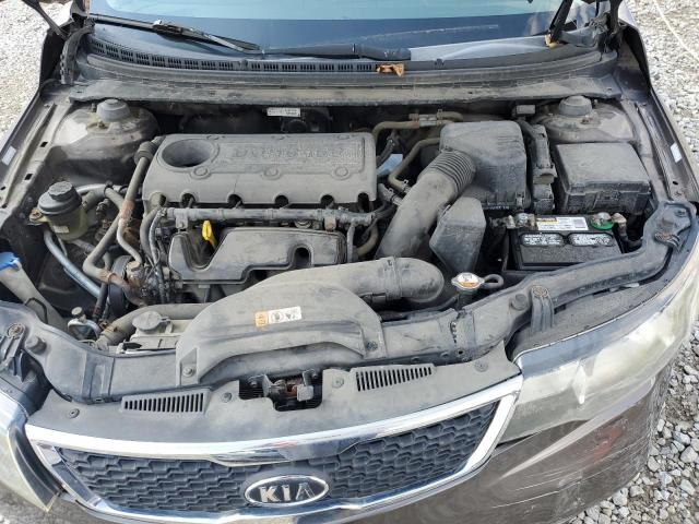 KNAFU4A23D5735857 - 2013 KIA FORTE EX فحمي صورة 11