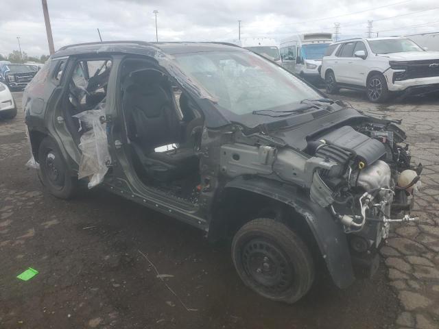 3C4NJDCBXJT329073 - 2018 JEEP COMPASS LIMITED GREEN photo 4