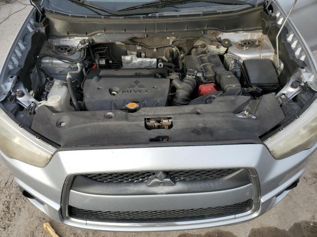 JA4AP3AU7CZ006763 - 2012 MITSUBISHI OUTLANDER ES SILVER photo 12