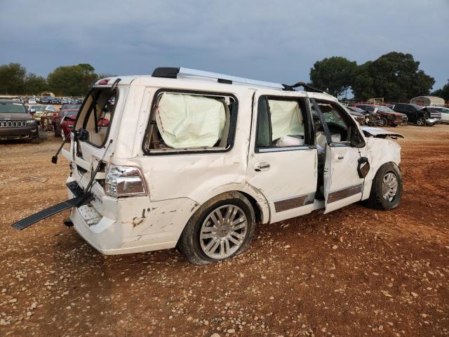 5LMJJ2H54DEL05659 - 2013 LINCOLN NAVIGATOR WHITE photo 3