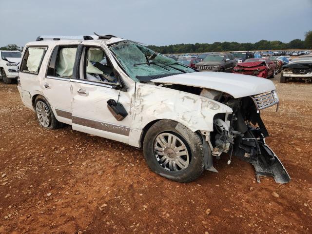 5LMJJ2H54DEL05659 - 2013 LINCOLN NAVIGATOR WHITE photo 4