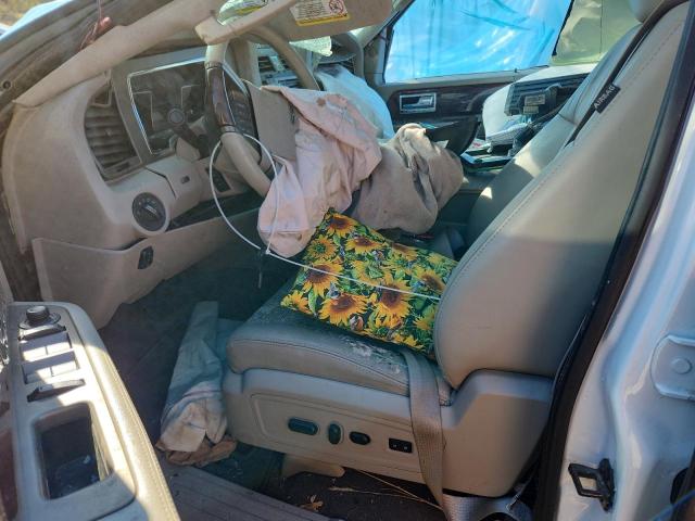 5LMJJ2H54DEL05659 - 2013 LINCOLN NAVIGATOR WHITE photo 7