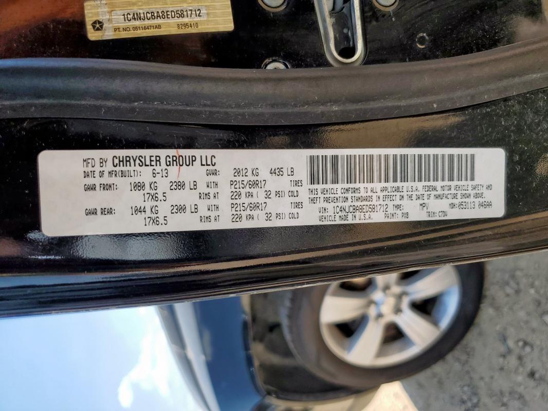 1C4NJCBA8ED581712 - 2014 JEEP COMPASS SPORT Schwarz Foto 13