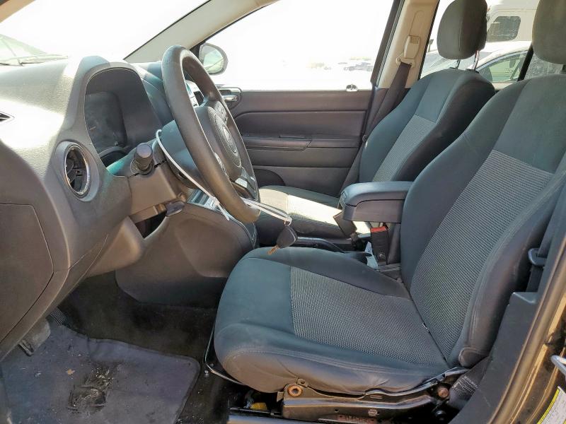 1C4NJCBA8ED581712 - 2014 JEEP COMPASS SPORT Schwarz Foto 7