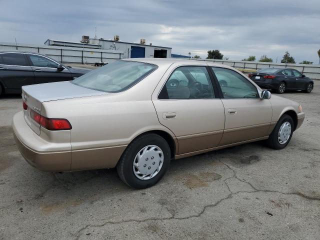 JT2BG22K3W0238859 - 1998 TOYOTA CAMRY CE GOLD photo 3